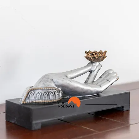 #089 Largo Escola By Holidays