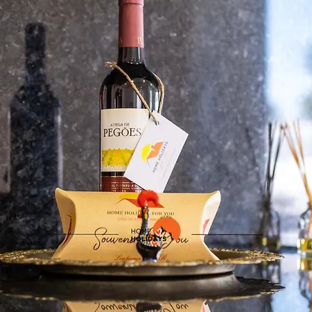 #089 Largo Escola By Holidays דירה